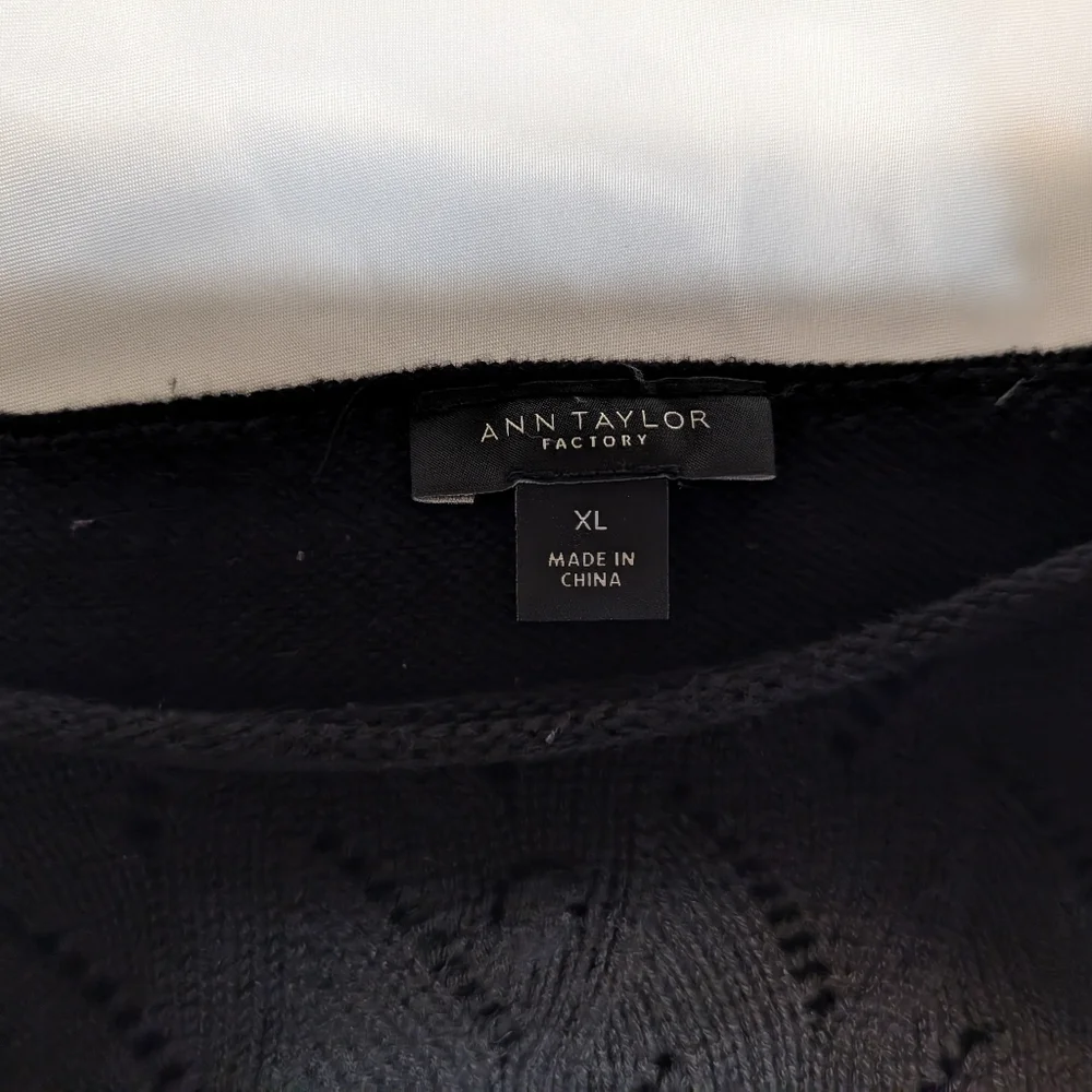 Ann Taylor Lacy Medium Weight Black Knit Sweater Women's XL - Picture 6 of 8